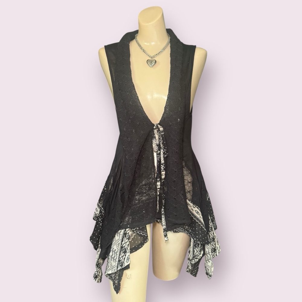 90s Y2K black fairy grunge tie top with asymmetrical flowy sides and sequins - Picture 2 of 8